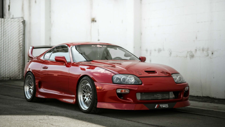 Toyota Supra MK4.