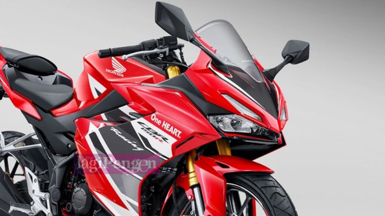 Honda CBR150R 2025