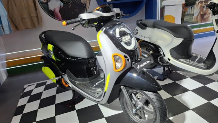 Honda Scoopy 2025