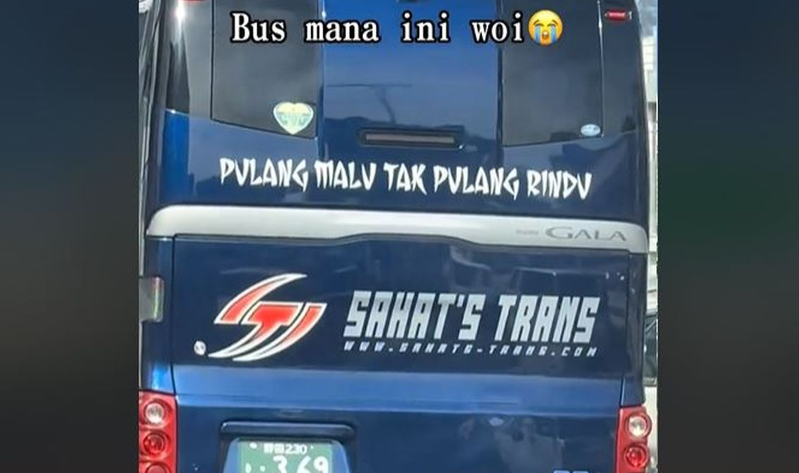 BUS Jepang Viral