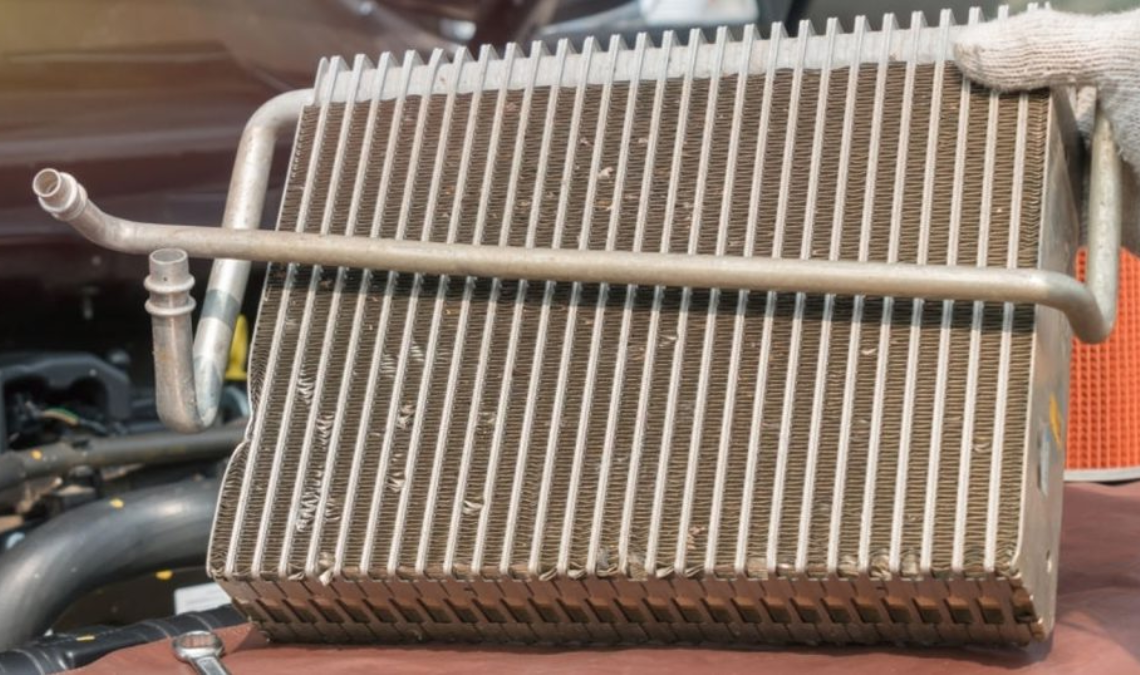Evaporator AC Mobil Rusak