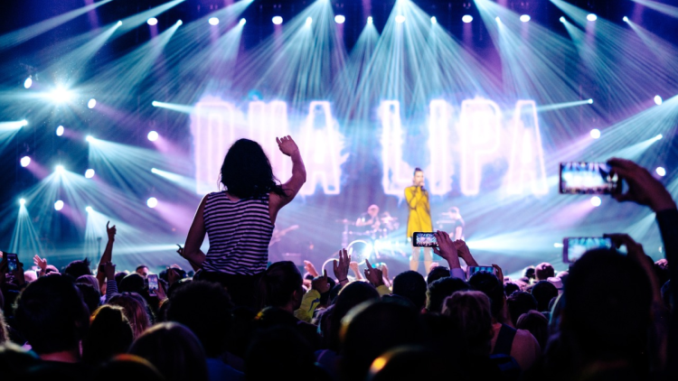 Konser Dua Lipa Batal