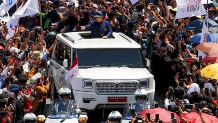 Maung MV3 Garuda Limousine