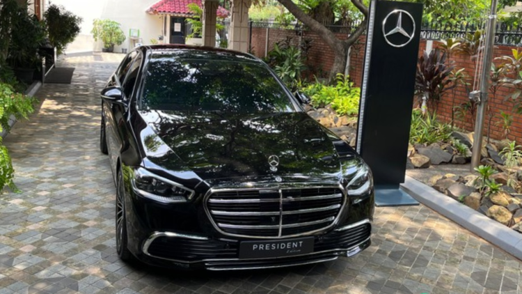 Mercedes-Benz S450