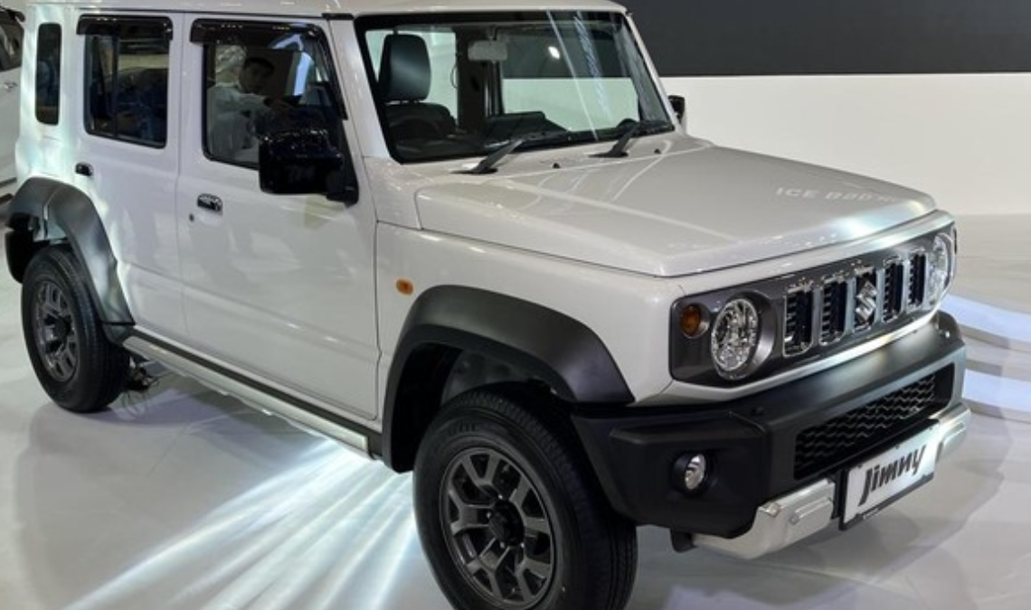 Suzuki Jimny 5 Pintu White Rhino Edition
