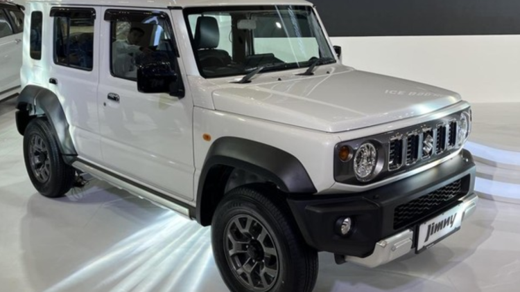 Suzuki Jimny 5 Pintu White Rhino Edition
