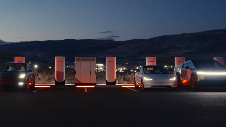 Tesla Supercharger V4