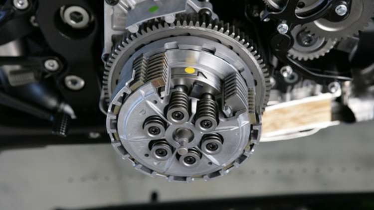 kopling motor selip