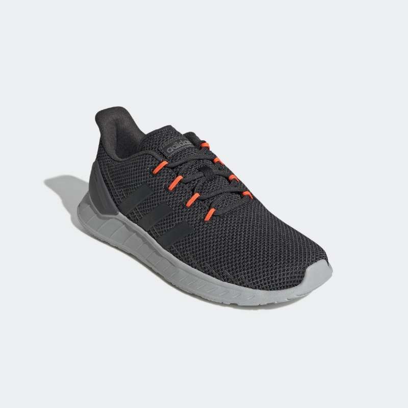 Sepatu lari Adidas Questar Flow NXT Shoes GZ8102