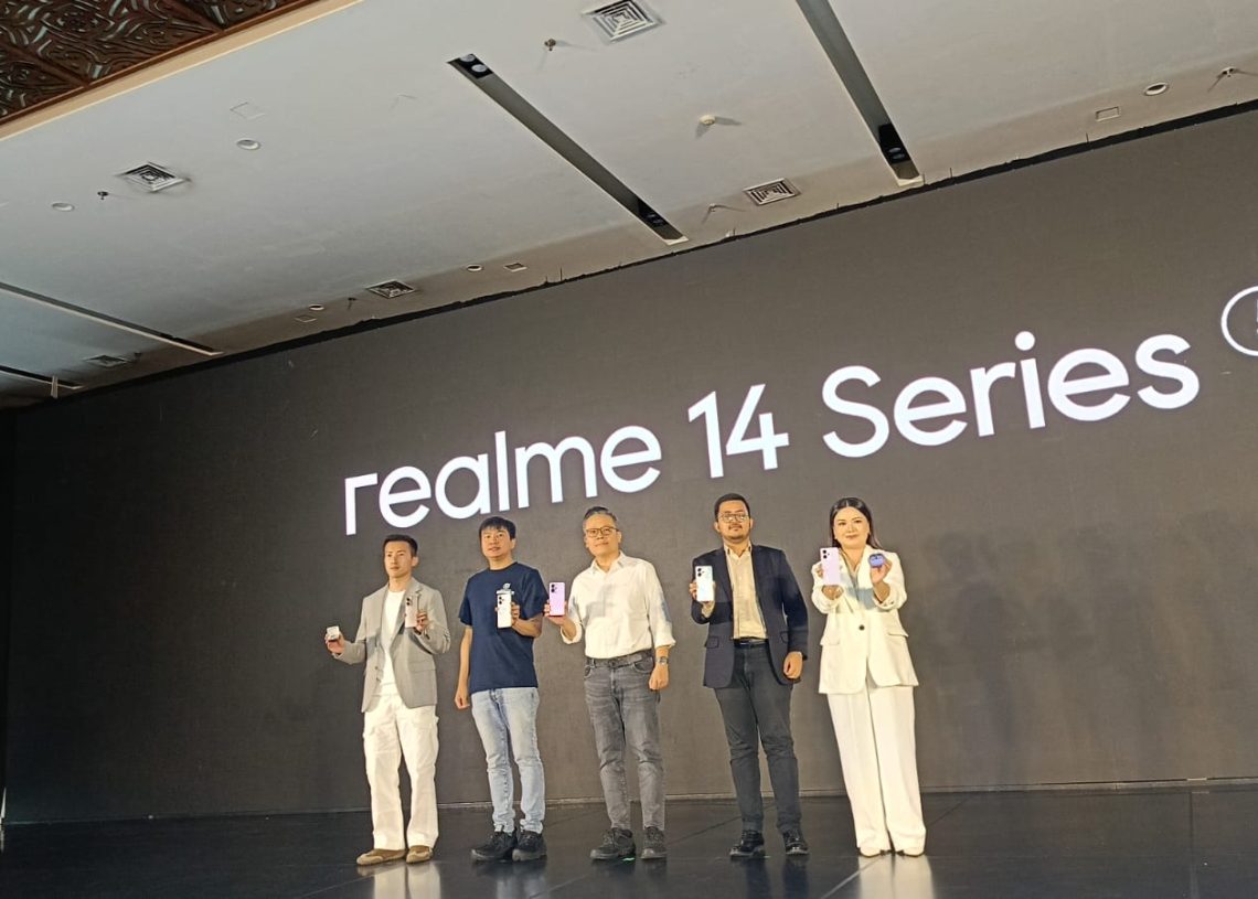 realme 300 juta pengguna global